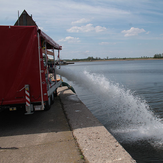 Pompa dużej wydajności w posiadaniu kamieńskich strażaków