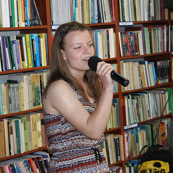 Biesiada muzyczna z zespoem „Bryza” i Emili Deptu w midzyzdrojskiej bibliotece