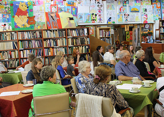 Biesiada muzyczna z zespoem „Bryza” i Emili Deptu w midzyzdrojskiej bibliotece