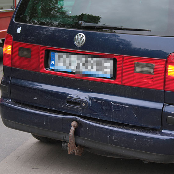 Zderzenie trzech osobwek w Dziwnwku. Nieuwaga kierowcy przyczyn wypadku