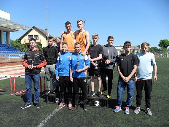 Zwycistwo woliskich gimnazjalistw w biegach rozstawnych