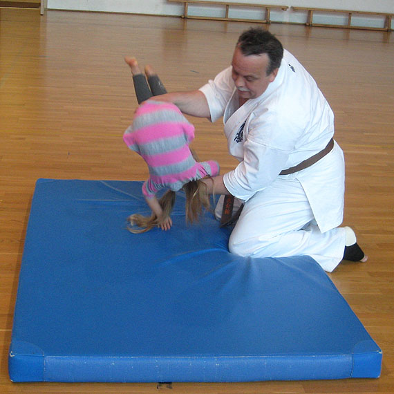 Wiosenny turniej sprawnociowy przedszkolakw w Midzyzdrojach