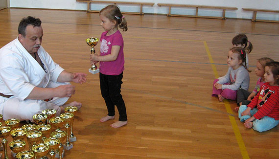 Wiosenny turniej sprawnociowy przedszkolakw w Midzyzdrojach