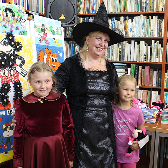 Finał konkursu plastycznego " Wielki artysta może objawić się w każdym " w bibliotece w Międzyzdrojach