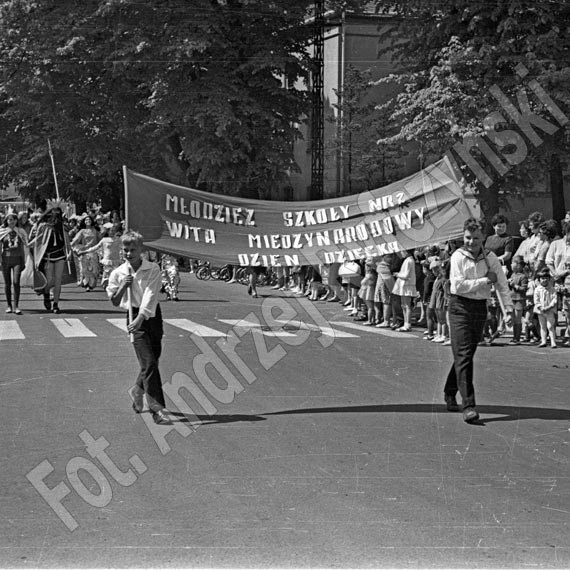 Czarno-biały Dzień Dziecka z Panem Andrzejem, czyli 1 czerwca ponad 50 lat temu!