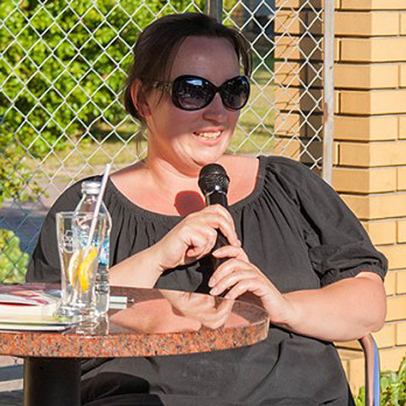 Dorota Schrammek spotka si z czytelnikami dziwnowskiej biblioteki