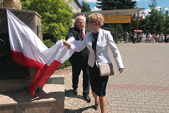 Pidziesit lat mino...