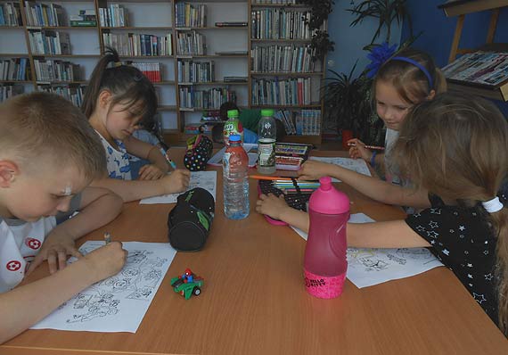 Lekcja biblioteczna w PiMBP Kamie Pomorski