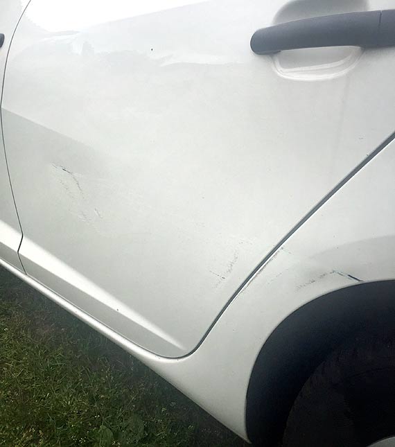 Waciciel seata: Kierowca ktry zarysowa mj samochd, ma czas do czwartku! Jeeli si nie zgosi, spraw zajmie si policja