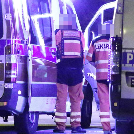 24- latek skopał i uderzył w twarz ratowników medycznych!