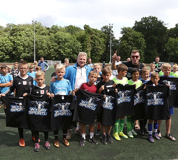 Międzynarodowy turniej WYSPY SPORTU UZNAM CUP za nami. Zobacz film z Andrzejem Supronem!