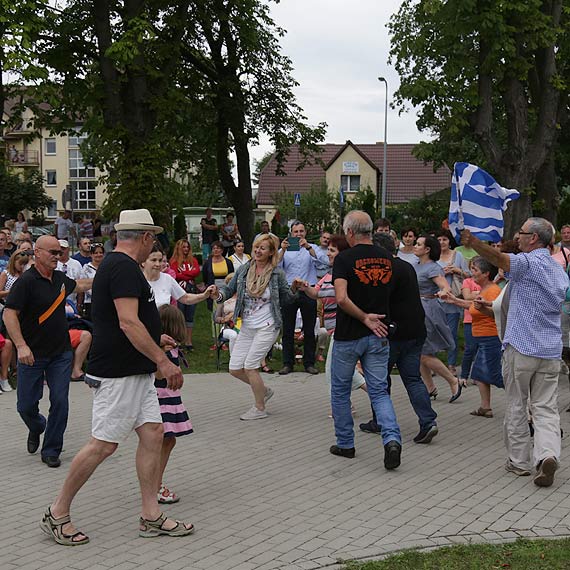 Grecy w Dziwnowie taczyli sirtki. Zobacz film!