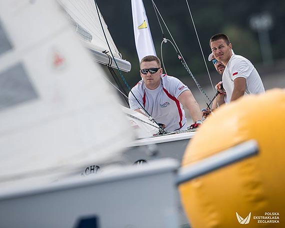 Amica JKKP Team obj prowadzenie w Polskiej Ekstraklasie eglarskiej