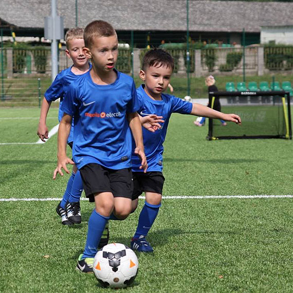 Nabór rocznika 2012/2011 do sekcji piłkarskiej Gryfa! Zapraszamy na pokazowy trening!