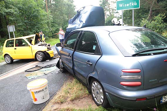 Osoba poszkodowana w wypadku na sto dwójce zabrana została śmigłowcem do Szczecina