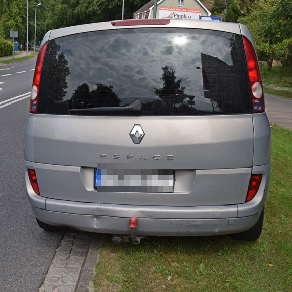 W Midzyzdrojach kierowca skody si zagapi i z caym impetem uderzy w renault! 
