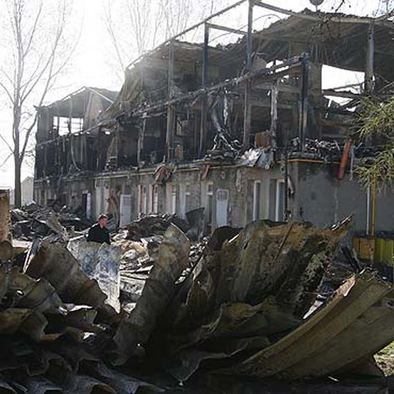 Burmistrz Kuryo szuka winnego poaru hotelu socjalnego?