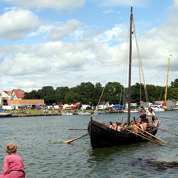 Festiwale Sowian i Wikingw to nie tylko miejsce gier i zabawy ale take miejsce wymiany myli historycznej