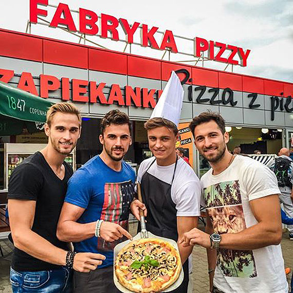 Misterzy Polski w Dziwnowie! Zobacz Rafaa Jonkisza w roli pizzermana!