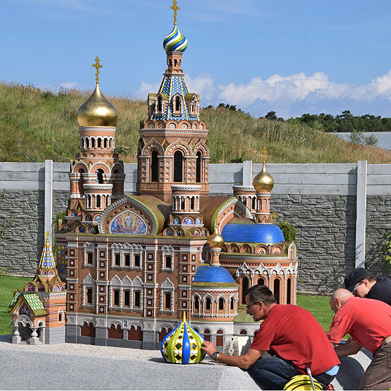 Najwiksza atrakcja Sankt Petersburga dotara do Midzyzdrojw! 