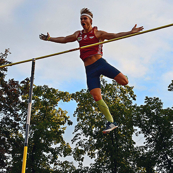 Międzynarodowy Mityng Lekkoatletyczny im. Wł. Komara i T. Ślusarskiego już pełnoletni...