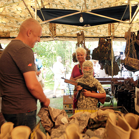 W otwarciu VII Festynu Komandosa w Dziwnowie uczestniczyo szeciu generaw