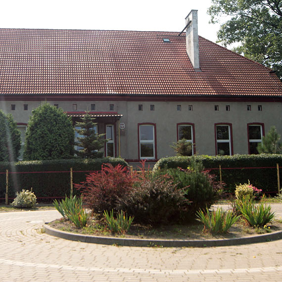 Gmina nie ma pomysu na dalszy los budynku szkoy w Grkach? Czy budynek zniszczeje przez zim?