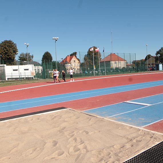 Nowe urzdzenia lekkoatletyczne na stadionie w Wolinie