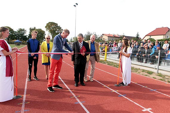 Gala Krlowej Sportu - Olimpijczyk Krystian Zalewski otwiera Stadion Lekkoatletyczny w Wolinie