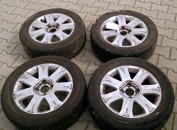 Policja prosi o kontakt w�a�ciciela mienia