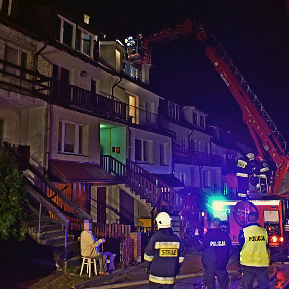 W Międzyzdrojach palił się dom. Strażacy ewakuowali 2 osoby