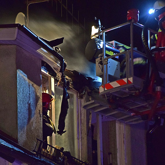 W Midzyzdrojach pali si dom. Straacy ewakuowali 2 osoby