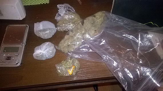 Doz�r dla 18- latki za posiadanie narkotyk�w