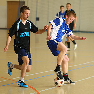 MOSiR og�asza zapisy do rozgrywek koszyk�wki, siatk�wki i futsalu
