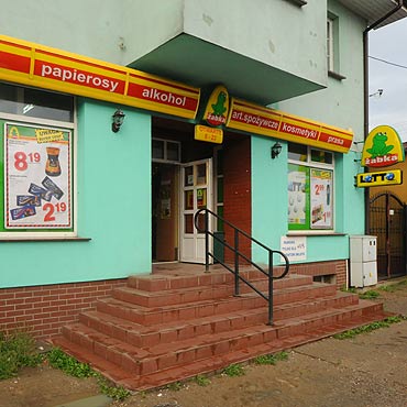 Bandyci obrabowali �abk�. Skradziono 10 000 z�otych. Zobacz film!