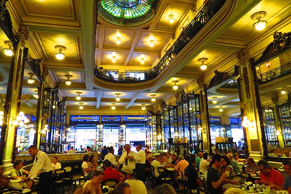 Jasne i ciemne strony małej czarnej