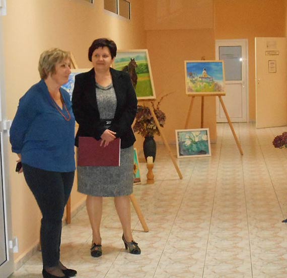 Wystawa malarska suchaczki kamieskiego UTW