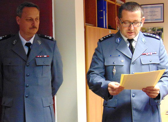 Uroczysta odprawa w Komendzie Powiatowej Policji w Kamieniu Pomorskim. Komisariat Policji w Wolinie ma nowego komendanta!