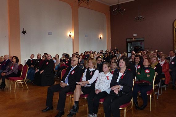 Uroczysta akademia z okazji wita Niepodlegoci w GOKiS