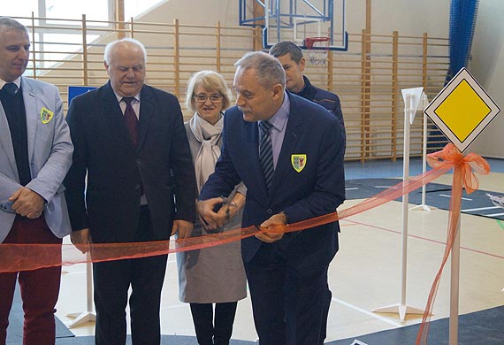 Inauguracja mobilnego miasteczka ruchu drogowego oraz toru przeszkd