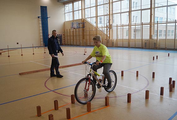 Inauguracja mobilnego miasteczka ruchu drogowego oraz toru przeszkd