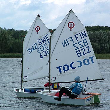 Regaty Crewsaver Cup Open Polish Optimist Championship rozpocz�te
