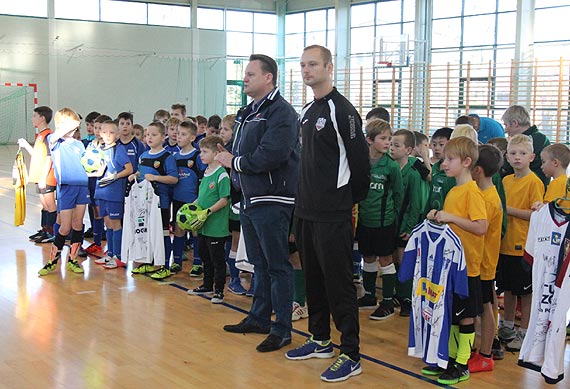 7230,10 z i 22,10 € zebrano podczas Charytatywnego Turnieju Reiss Cup 2016 dla Marysi. Zobacz zdjcia!