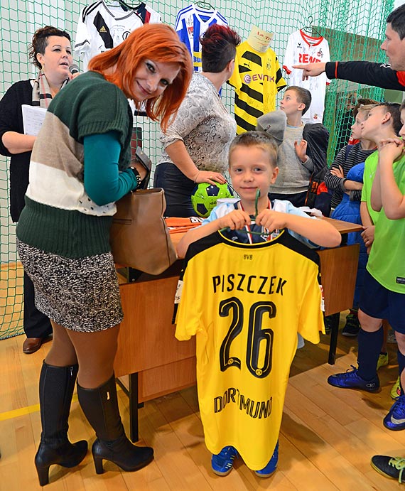 7230,10 z i 22,10 € zebrano podczas Charytatywnego Turnieju Reiss Cup 2016 dla Marysi. Zobacz zdjcia!