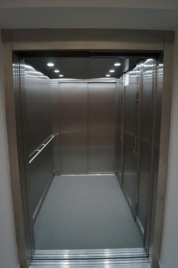 Zakoczono budow nowej windy w Domu Pomocy Spoecznej w niatowie