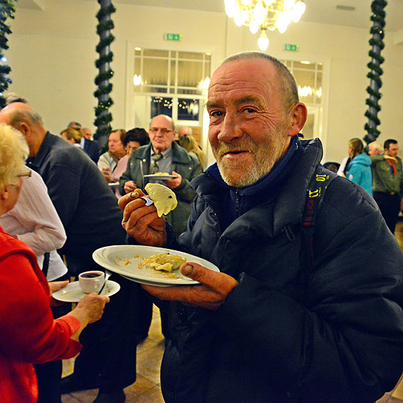 Betlejemskie wiato Pokoju dotaro do Midzyzdrojw. Wigilia miejska w MDK-u. Zobacz zdjcia!