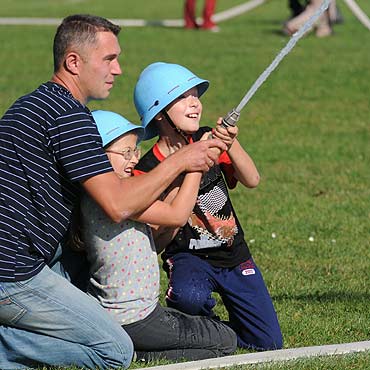 Powiatowe Zawody Sportowo-Po�arnicze