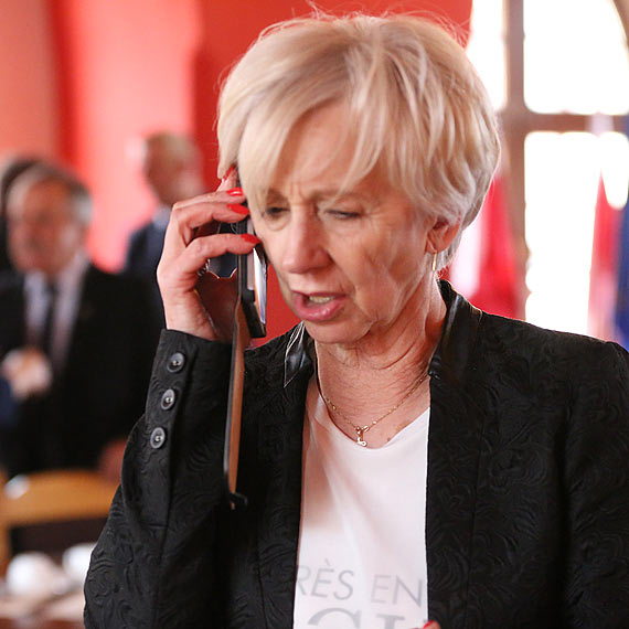 Kto zapaci 25 tysicy odszkodowania? – pyta radna burmistrza