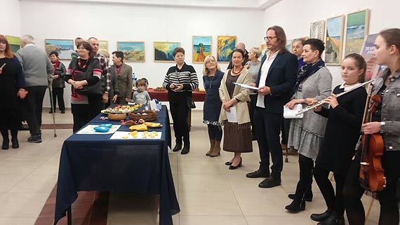 Poplenerowa wystawa prac seniorw UTW