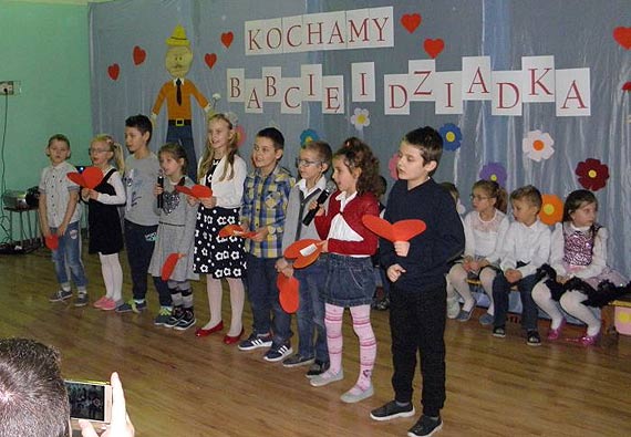 Dzień Babci i Dziadka w Szkole Podstawowej w Gostyniu